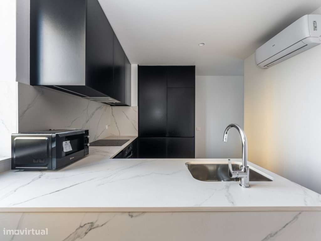 Apartamento T1 convertido em T2, inserido condomínio fechado - Empr...-10