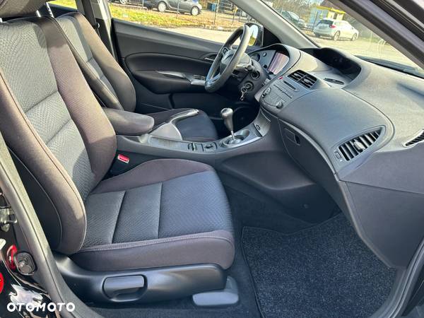 Honda Civic 1.4 i-VTEC Elegance - 20