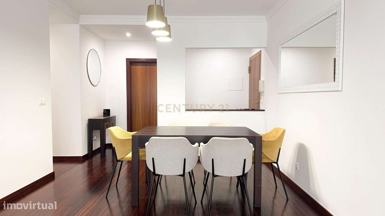 Apartamento T2 em Funchal (São Pedro) com Vista Mar-4
