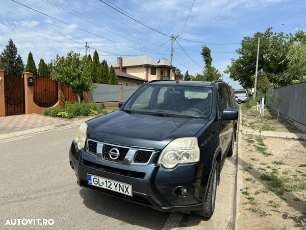 Nissan X-Trail - 1