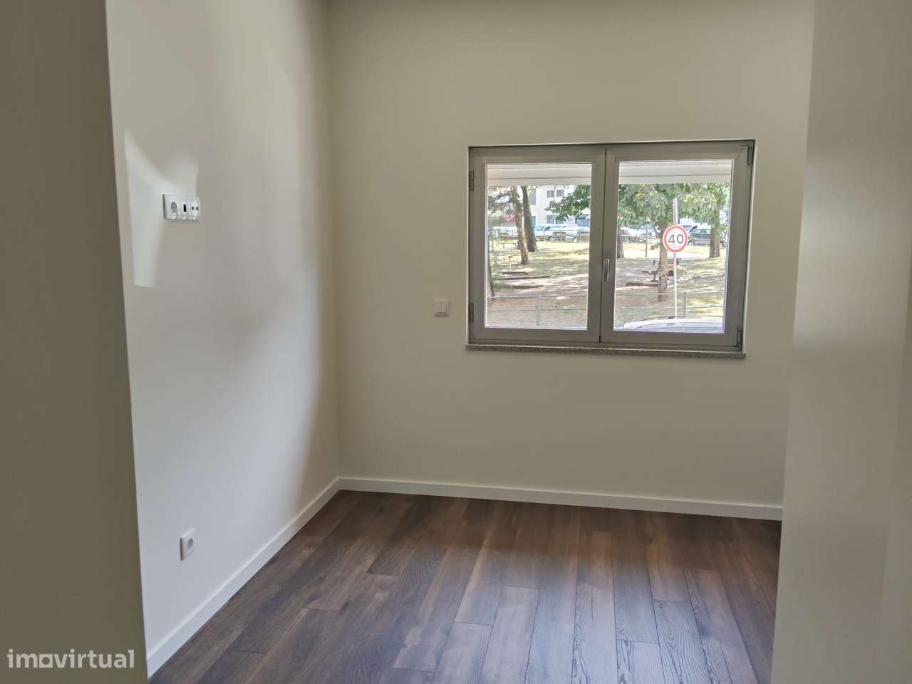 Apartamento T2 novo Mem Martins-10