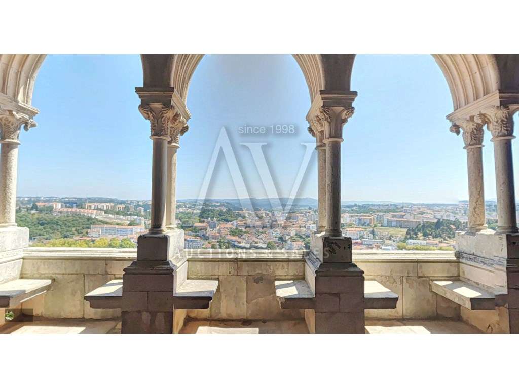 T2- Condomínio Fechado, piscina aquecida, parque infantil em Leiria-13