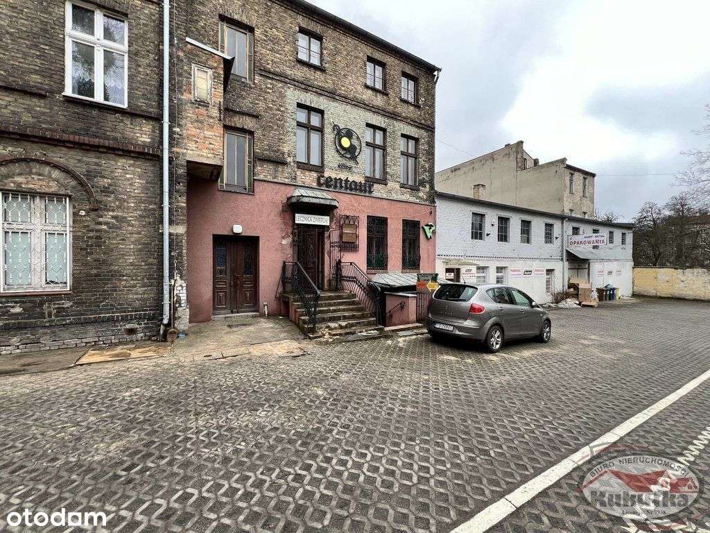 Nieruchomość inwestycyjna w ścisłym centrum-3 lokale z KW-2