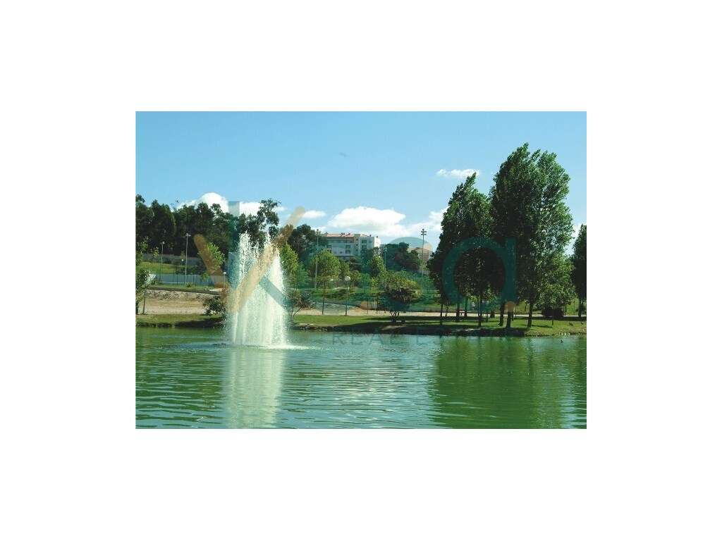 T3 remodelado junto ao novo Centro de Saúde no Barreiro-21