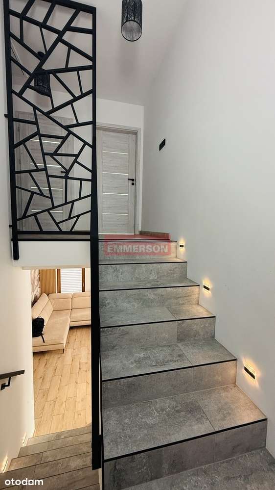 wolnostojący/14 arów/wykończony-18