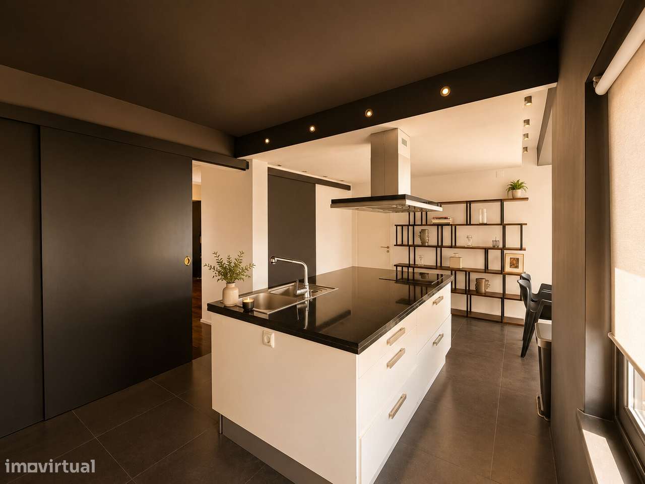 Apartamento T5 Duplex | A poucos passos da St. Julian’s School | Mais-11