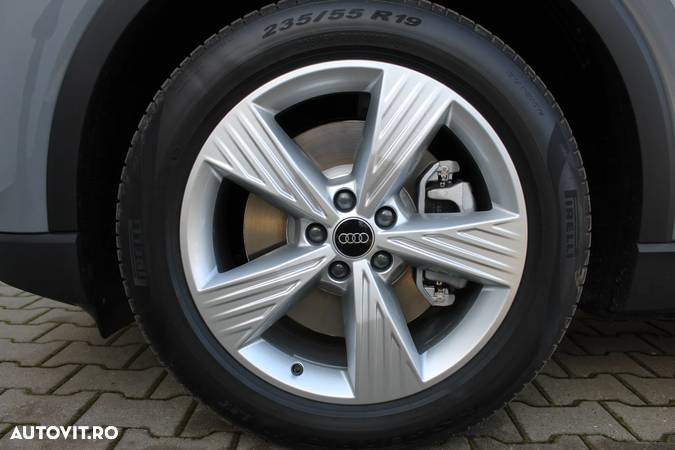 Audi Q4 e-tron 45 quattro - 15