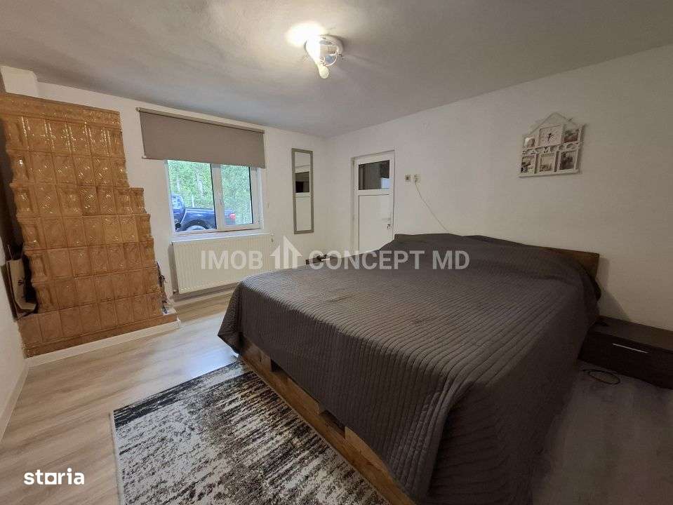 Vanzare Casa cu 3 camere si teren de 4000 mp in Soimari-Prahova-14