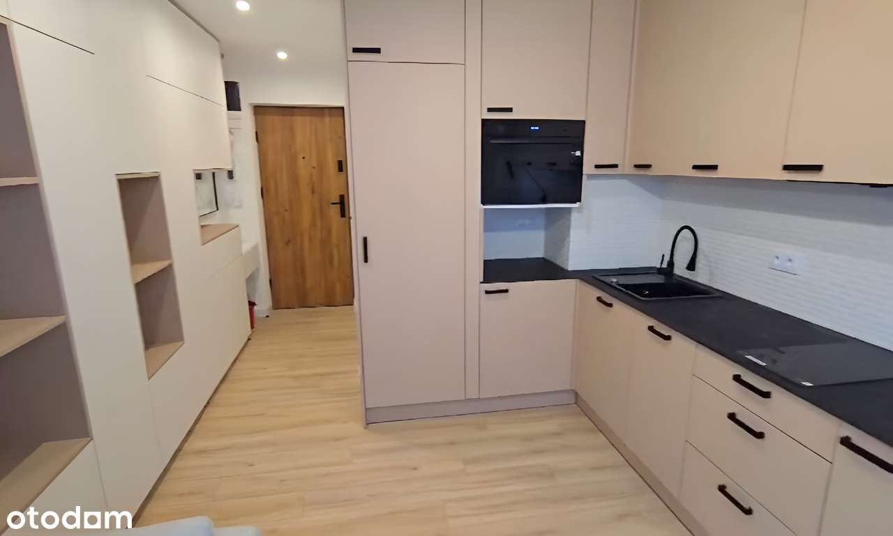 ul. Kościuszki | STUDIO z balkonem po generalnym remoncie | 20m2-4