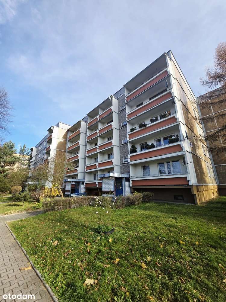 Ładne mieszkanie 59m2 z balkonem-0