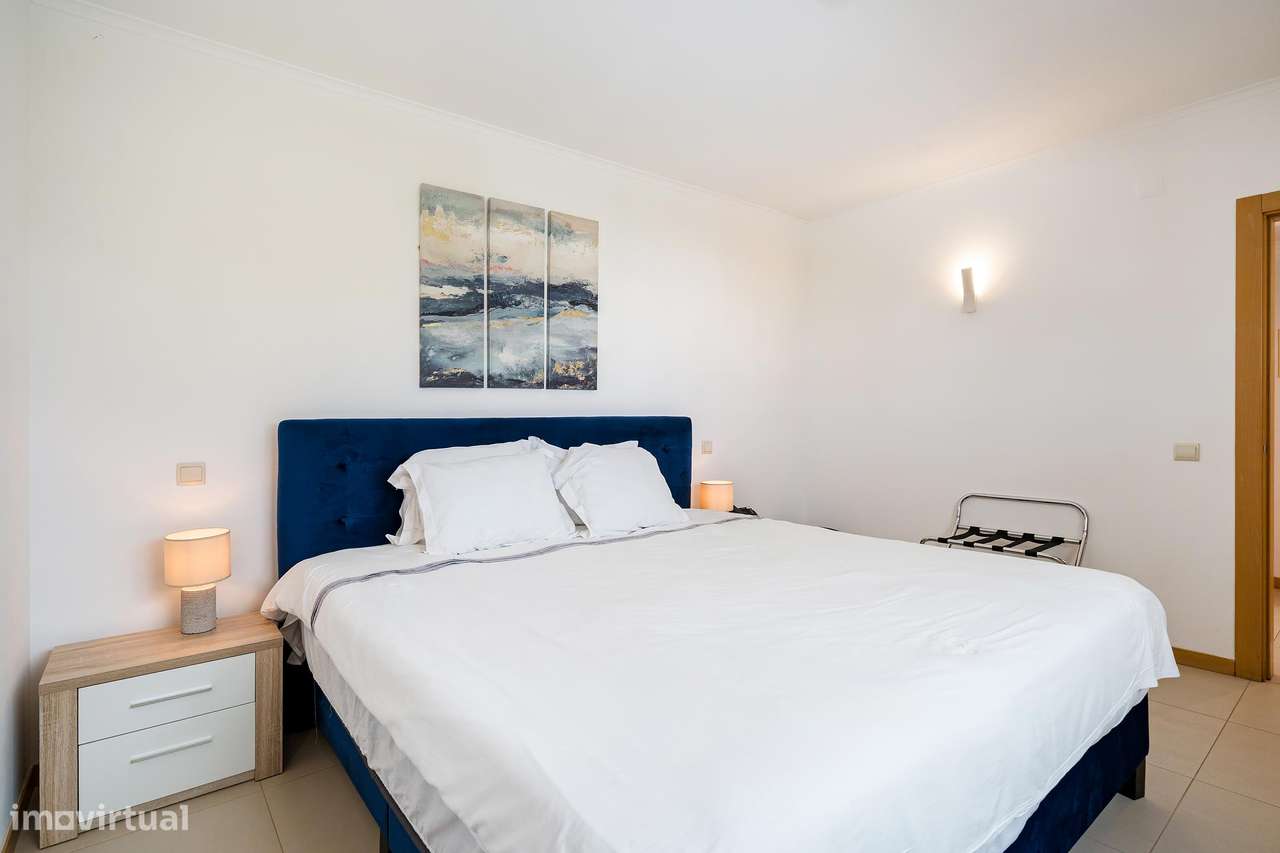 Apartamento T1 com vista mar a 600m da praia-12