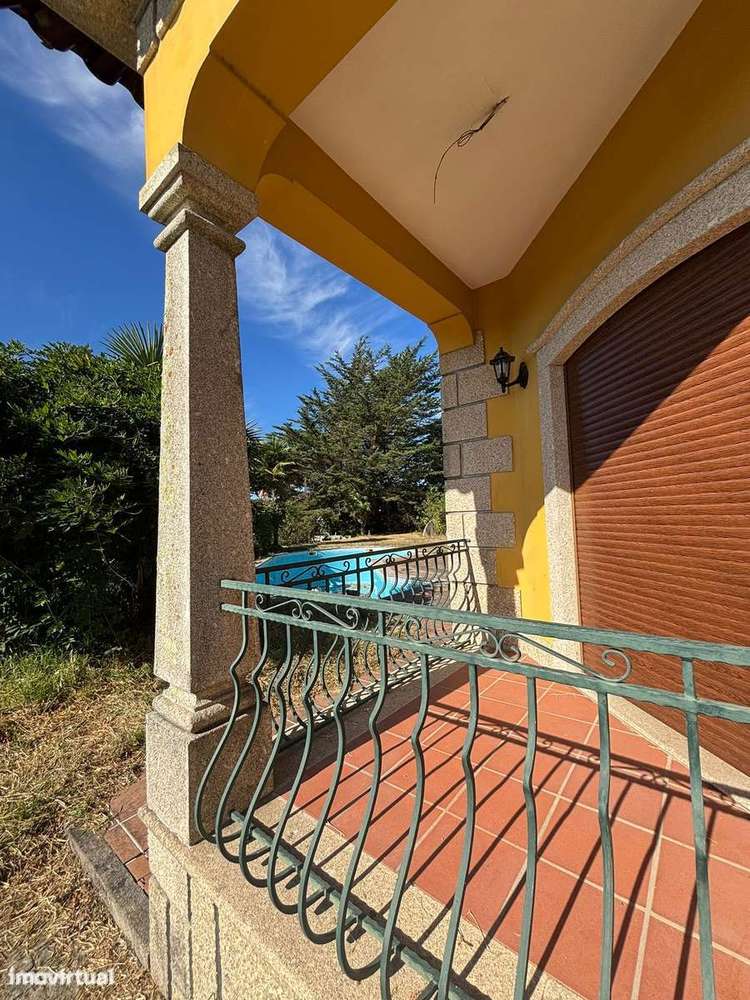 Imóvel de banco : apresente-nos a sua e-44