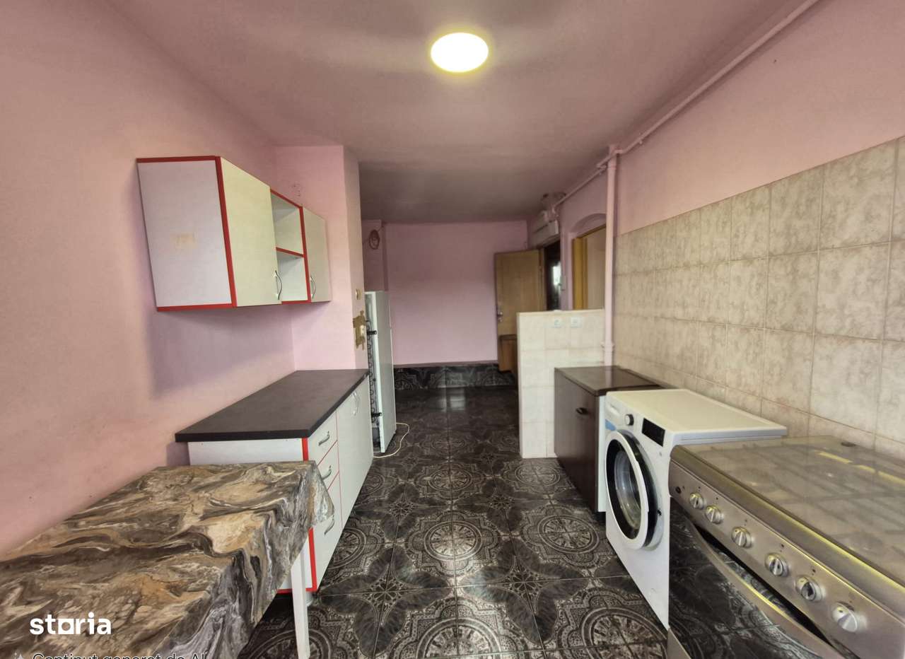 Apartament 2 camere ,decomandat, 2 balcoane-1