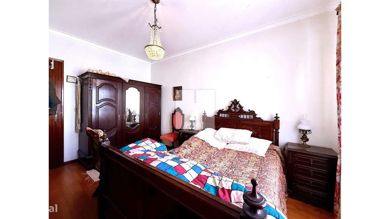 Apartamento T2 c/ Arrumo-18