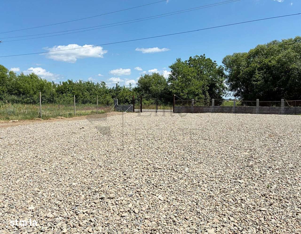 Teren 1637 mp cu 2 containere amenajate langa Barajul Tileagd - Imagine principală: 2/13