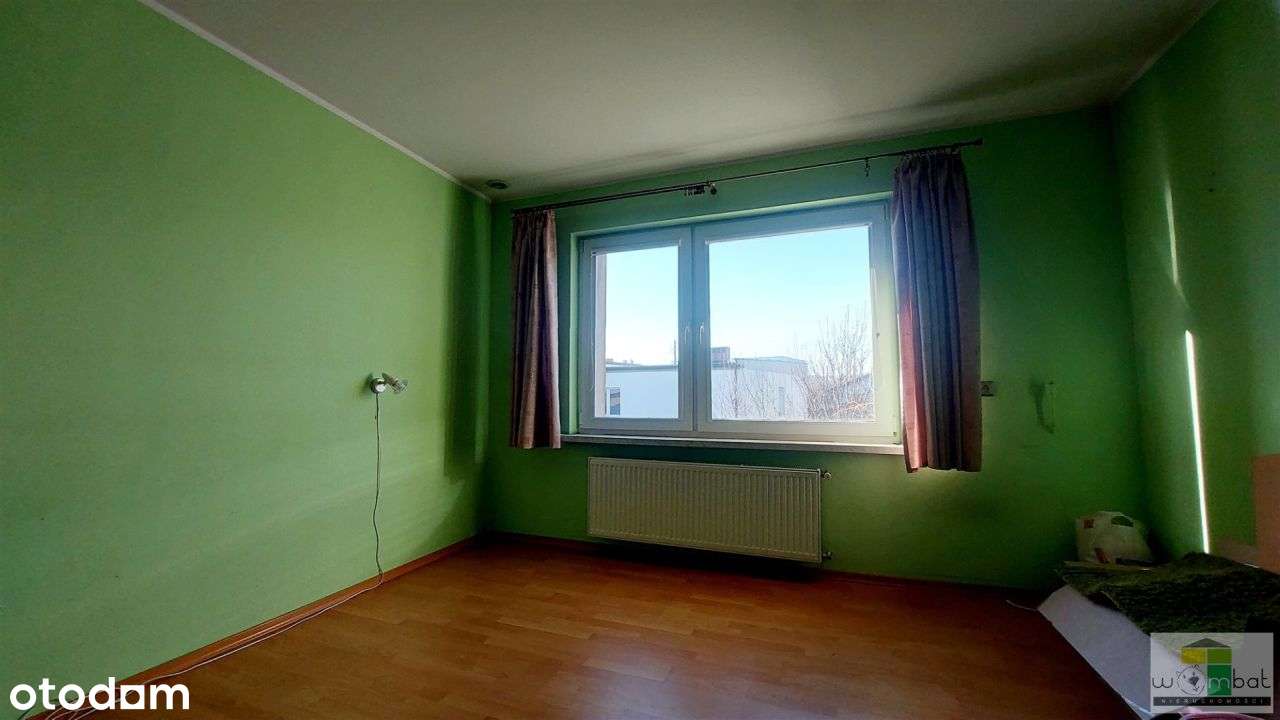 Wolnostojący dom w spokojnej lokalizacji-13