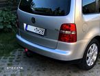 Volkswagen Touran 1.9 TDI Highline - 14