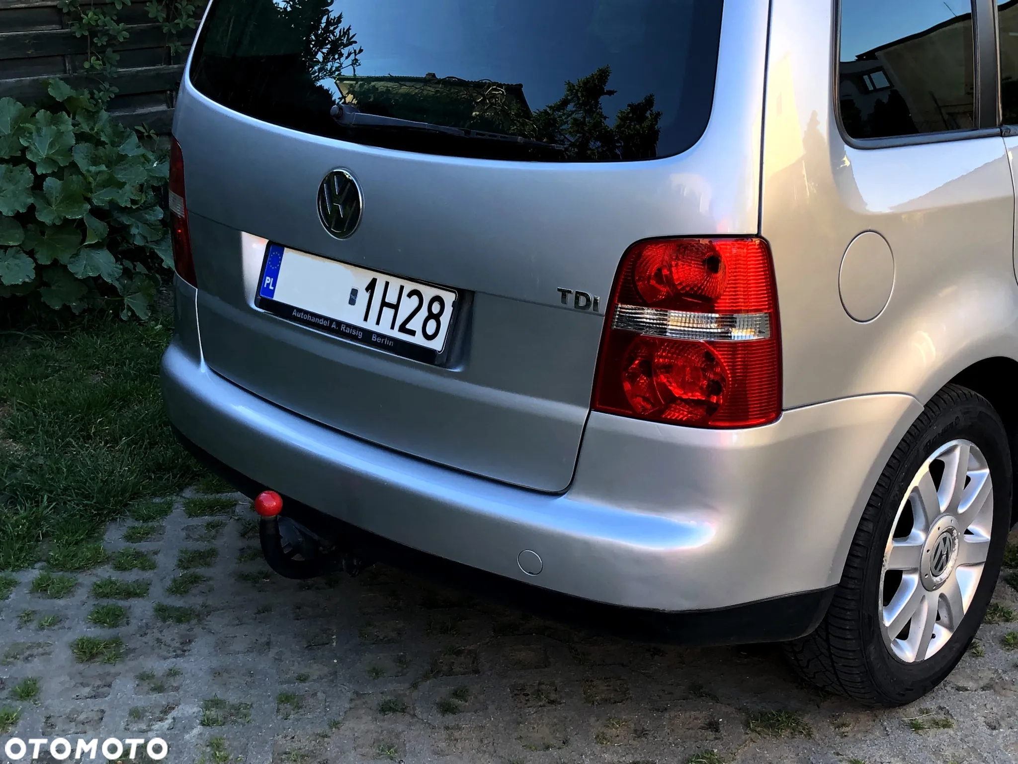 Volkswagen Touran 1.9 TDI Highline - 14