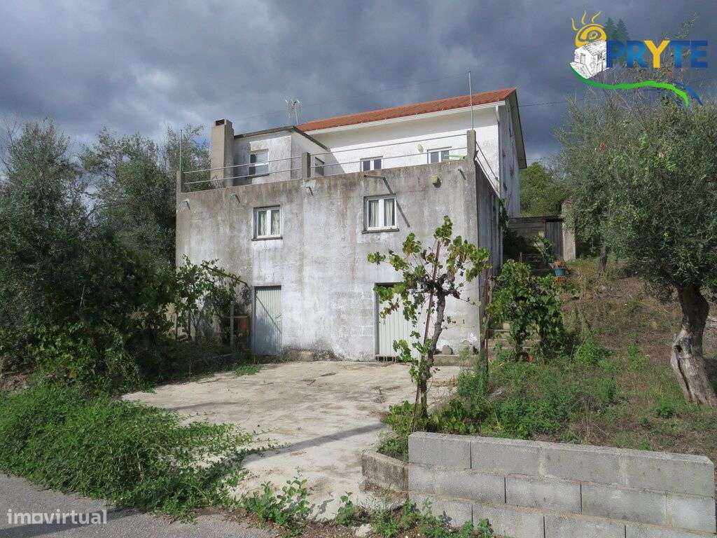 Moradia T3 situada em Outeiro da Lagoa, a apenas 5 minutos da Sertã-19