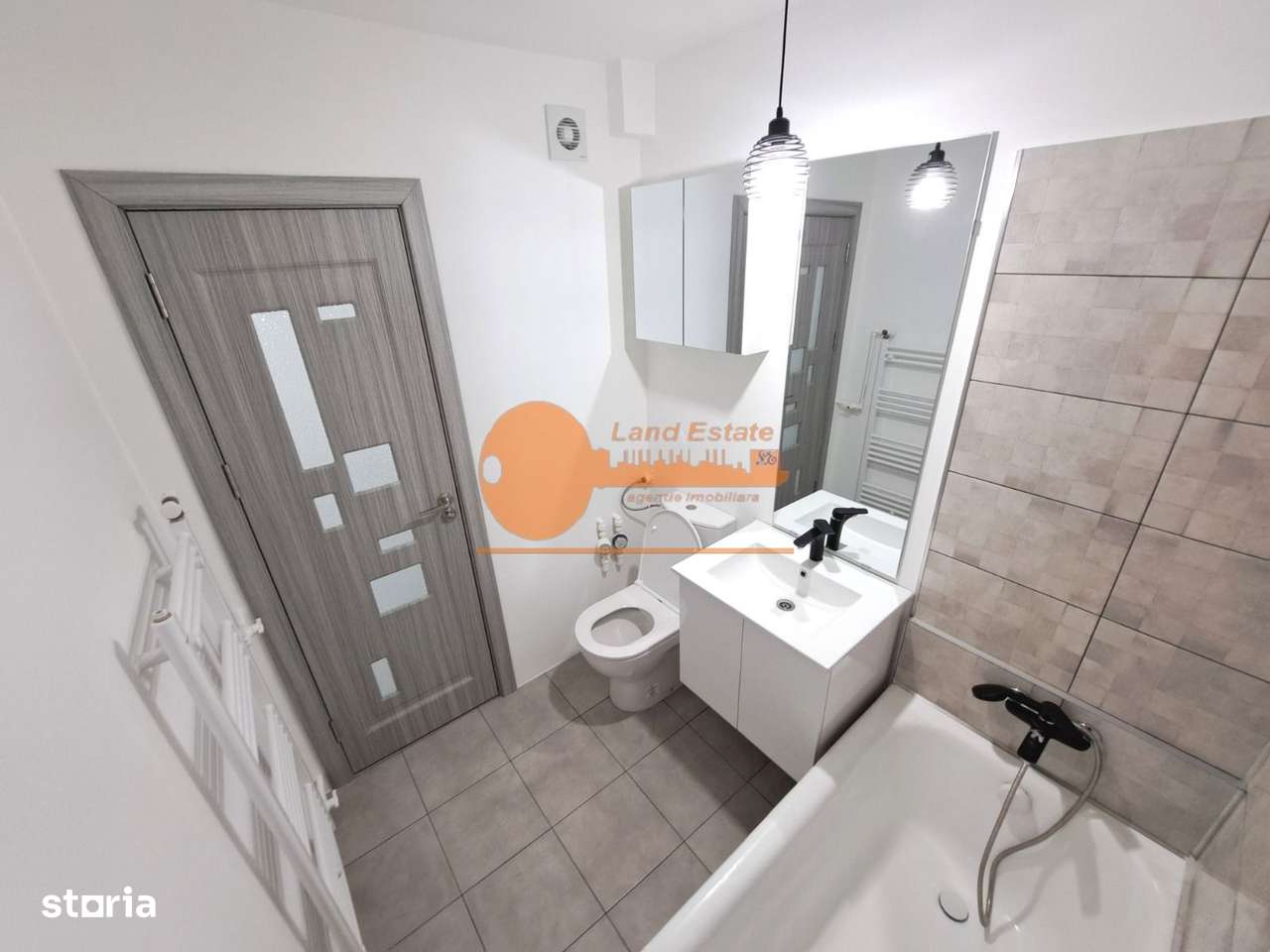 Garsoniera Lujerului-Veteranilor ( 1981-bloc mixt-3min metrou) - Imagine principală: 3/10