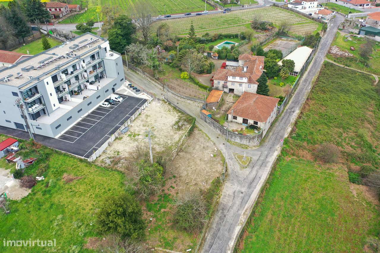 Terreno em Cristelo com 1054 m² – Excelente Localização - Grande imagem: 4/4