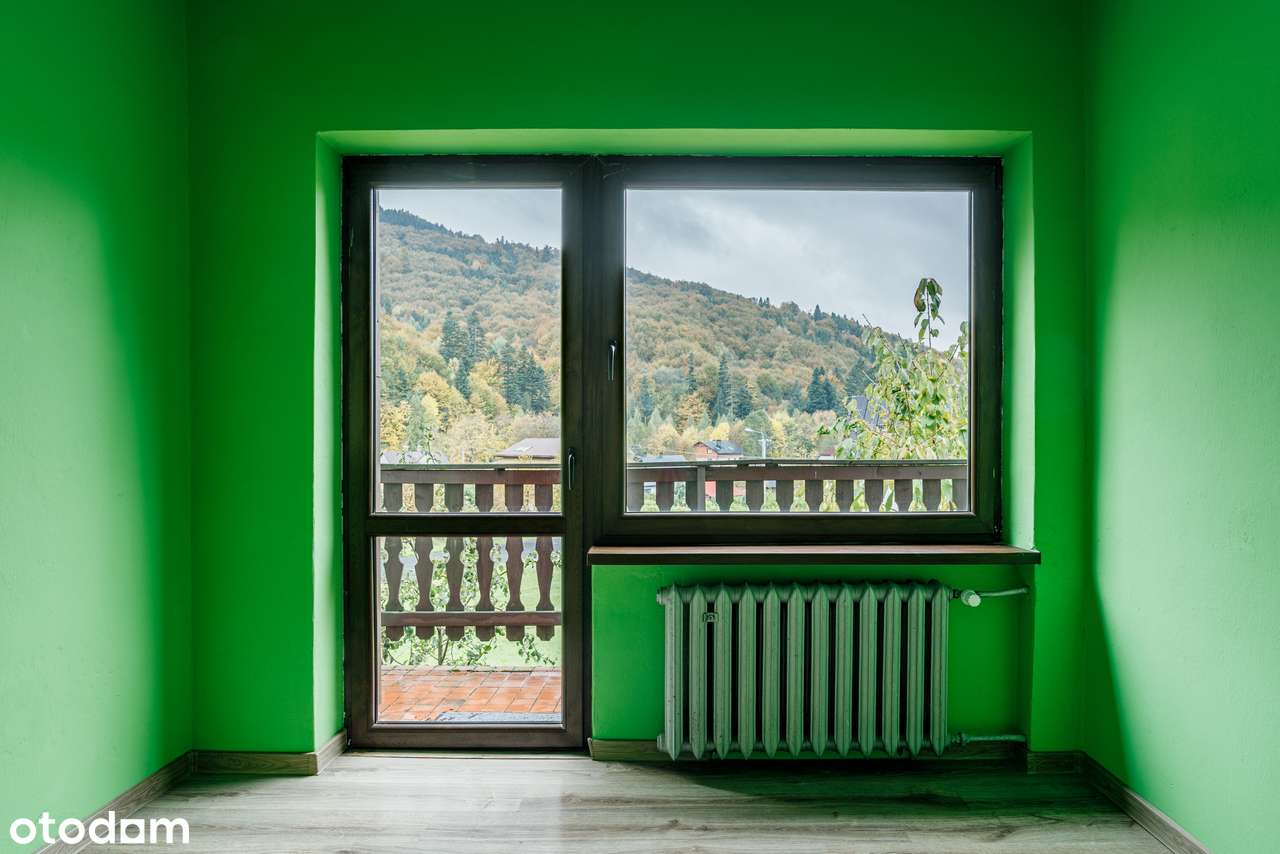 Duży dom z potencjałem pod górami - Brenna - do zamieszkania.-12