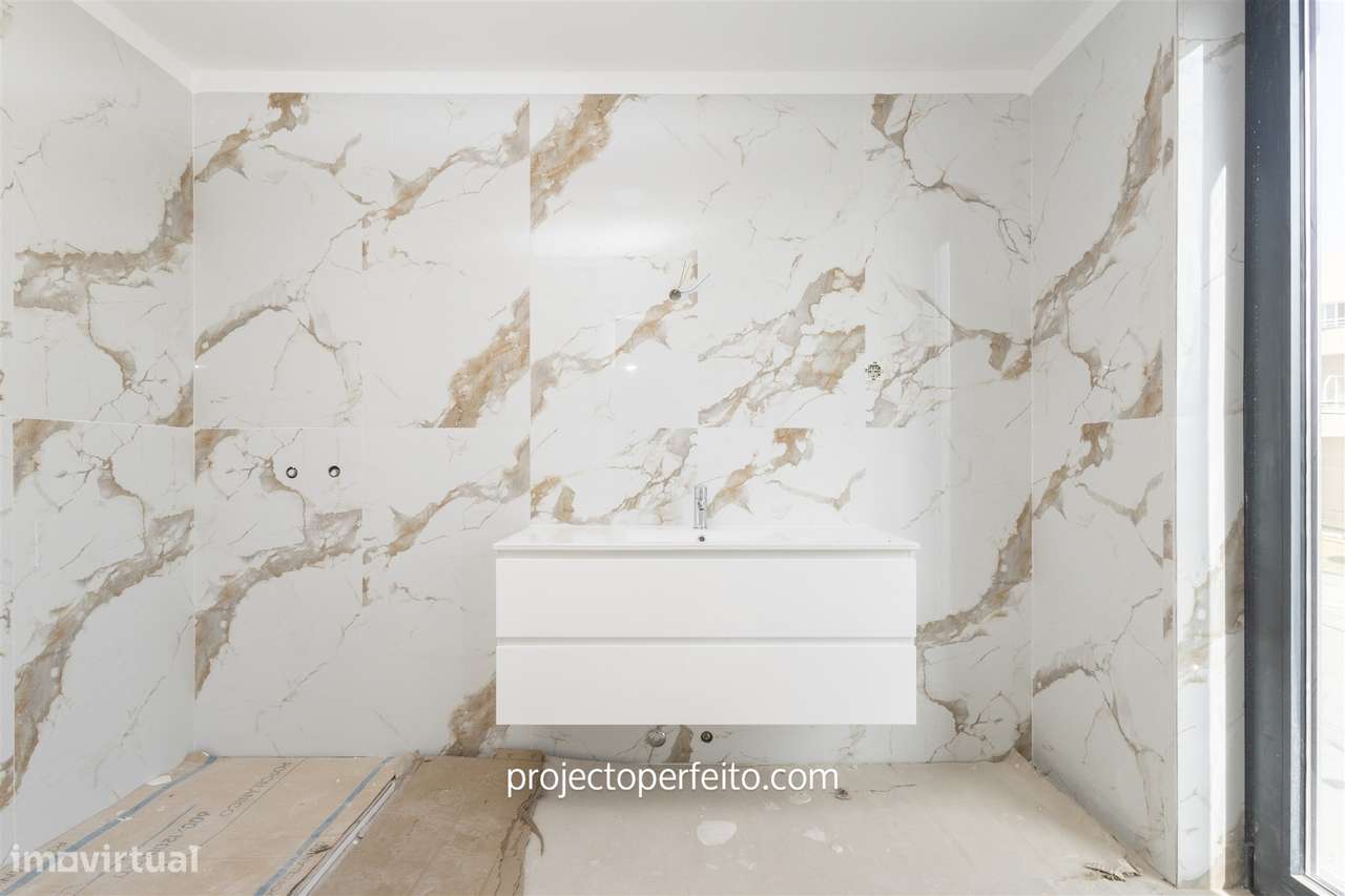 Moradia Geminada T3+1 Venda em São Félix da Marinha,Vila Nova de Gaia-34