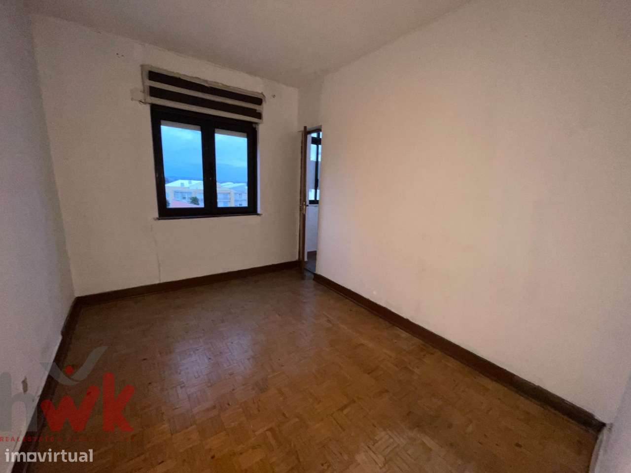 Apartamento T3+1 no Centro de Seia-12