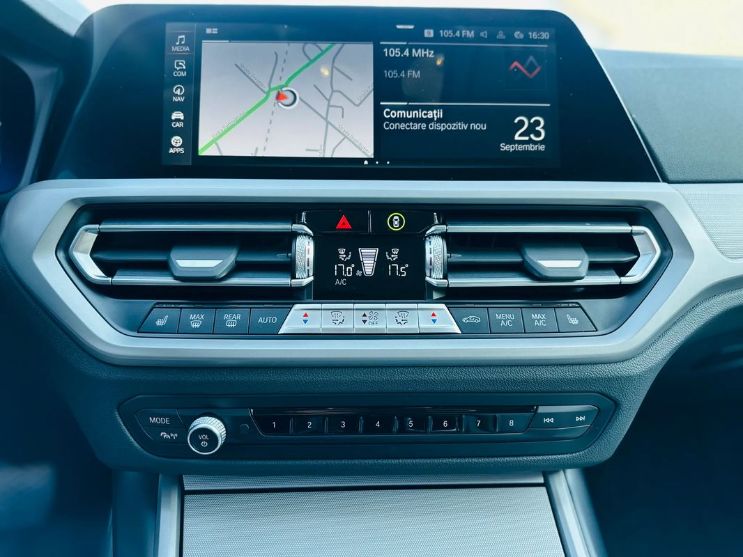 BMW Seria 3 320d xDrive AT MHEV - 12