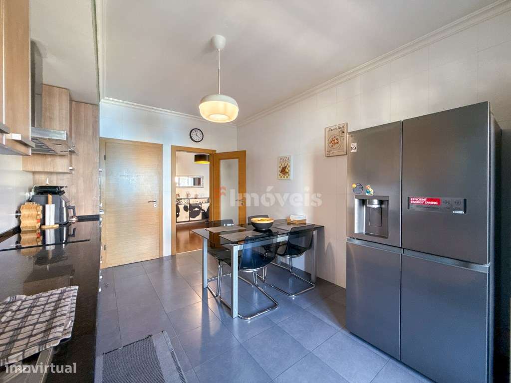 Apartamento T4 Duplex c/ Varandas, Arrecadação e Parqueamento - no ...-25