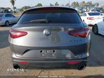 Alfa Romeo Stelvio 2.0 Turbo 16V AT8-Q4 Ti - 17