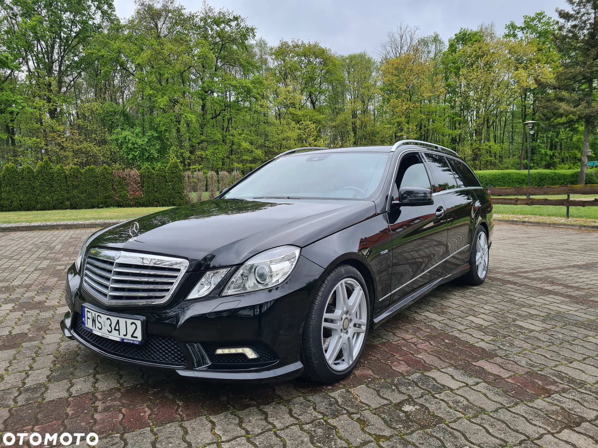 Mercedes-Benz Klasa E 350 CDI 4-Matic BlueEff Avantgarde - 4