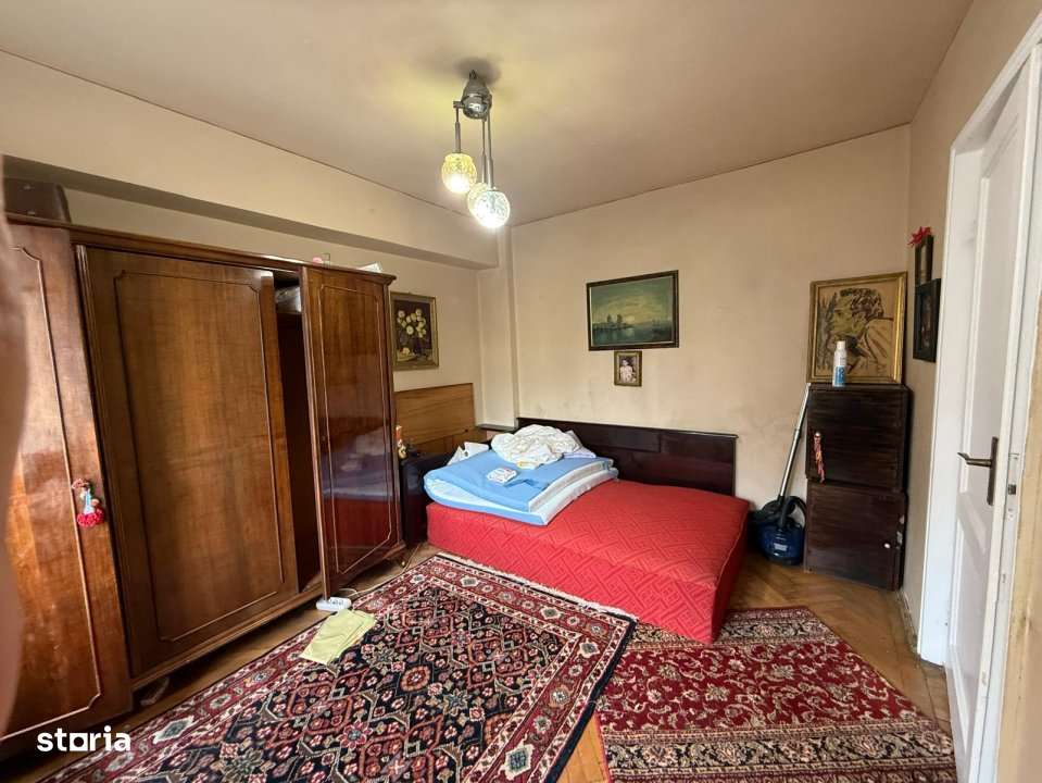 Apartament vanzare  2 camere pentru renovare - Nicolae Balcescu - Imagine principală: 3/6