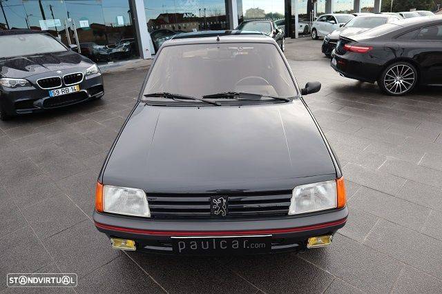 Peugeot 205 - 9