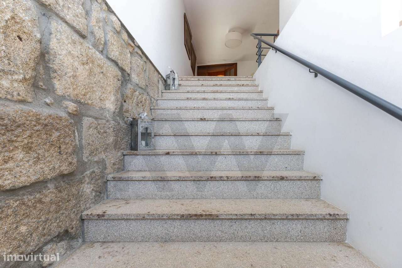 Quinta T3+2 com terreno e potencial de construção em Matosinhos-24