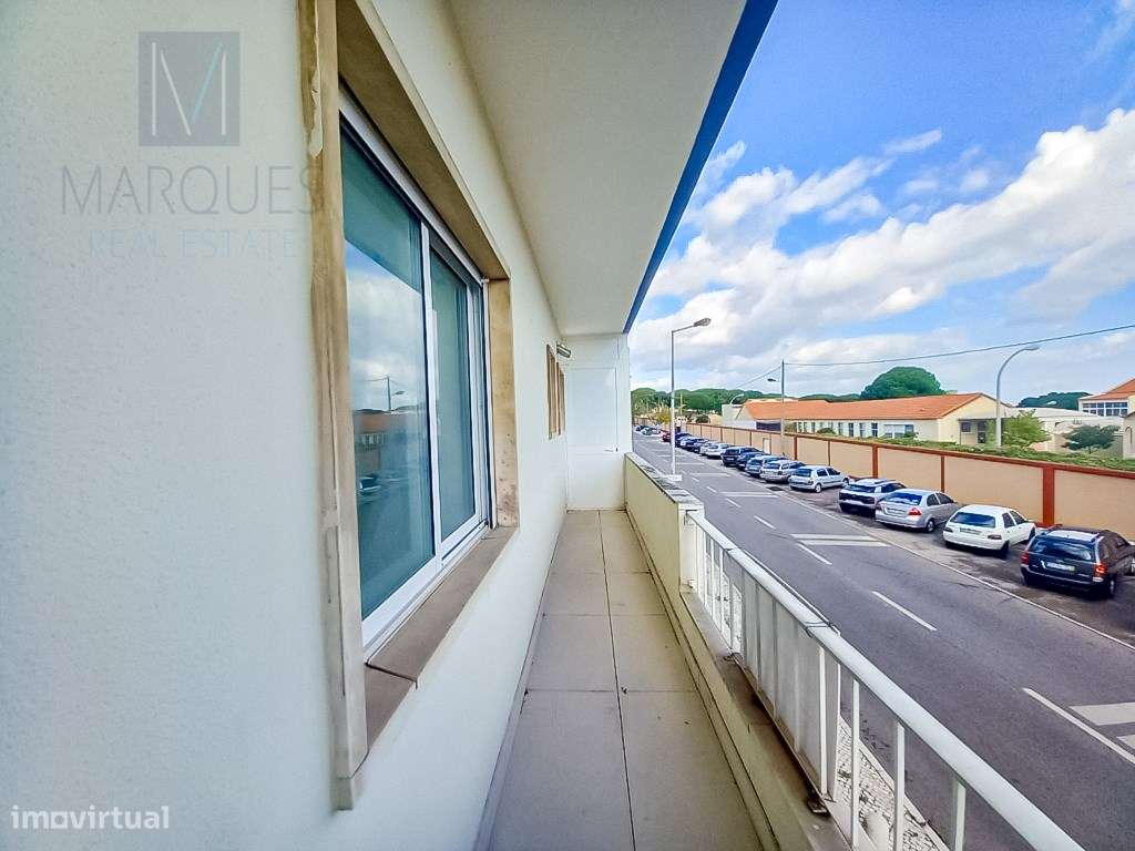 Apartamento T4 no Laranjeiro-10