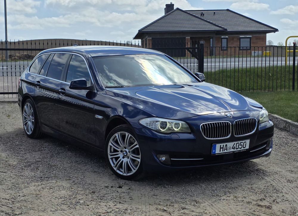 BMW 5 Series F10/F11 520d BluePerformance 2012