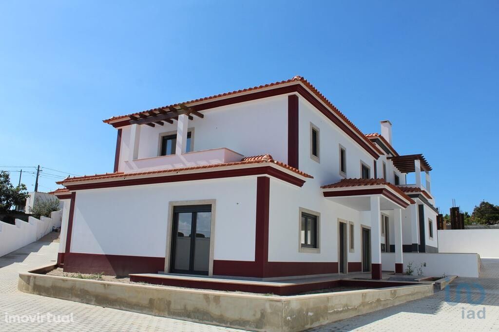 Casa / Villa T4 em Leiria de 189,00 m2