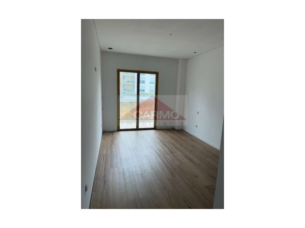 T3 Novo com 2 Suítes e Box.(oferta da escritura). - Grande imagem: 5/22