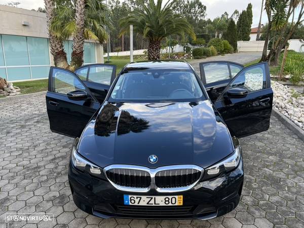 BMW 330 e Corporate Edition Auto - 1