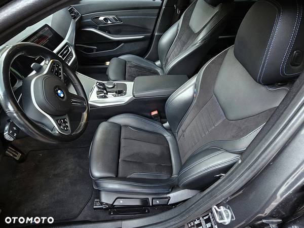 BMW Seria 3 320d xDrive mHEV M Sport - 9