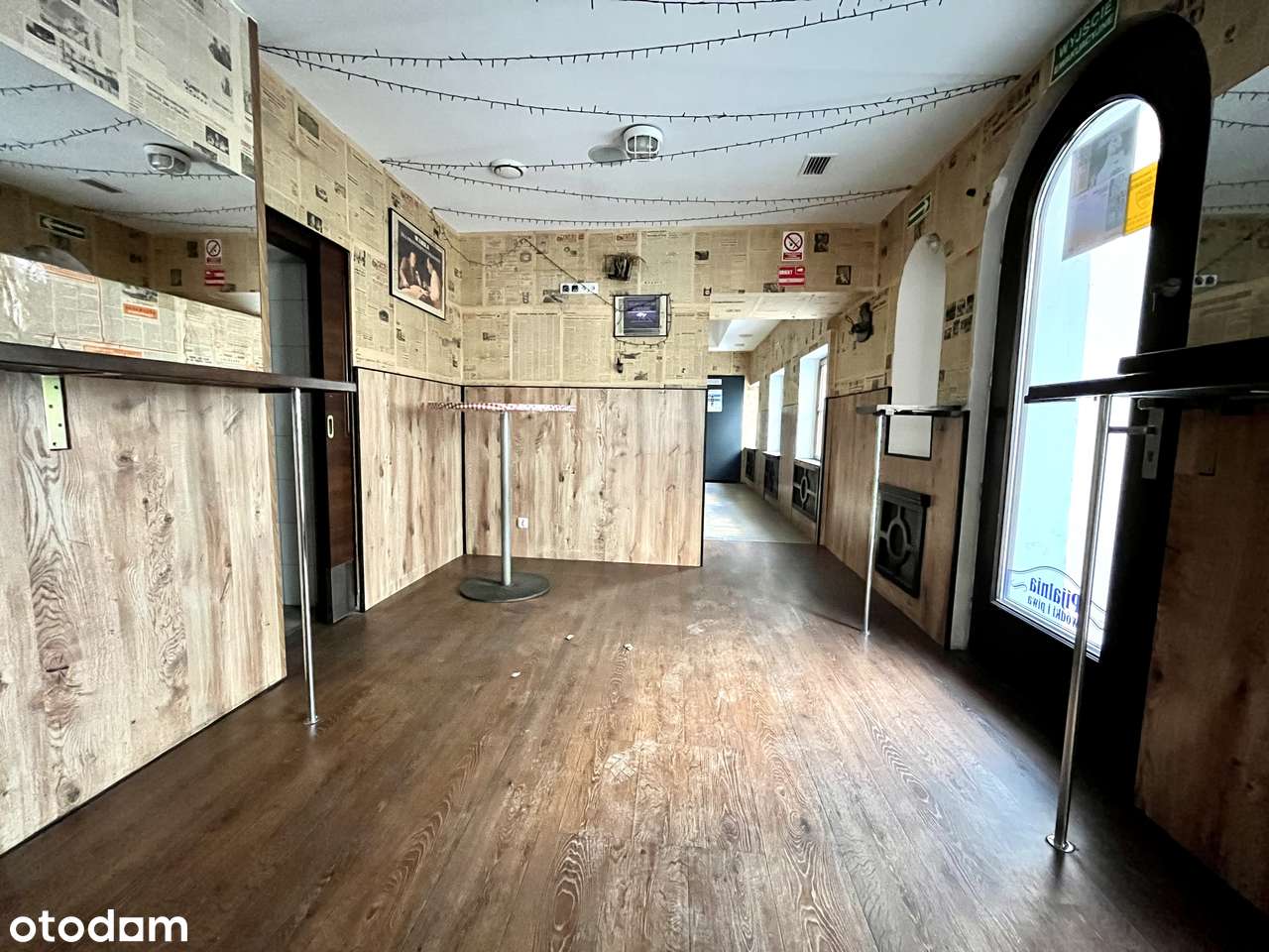 Lokal usługowy Rynek (Osmańczyka) 116 m²-2