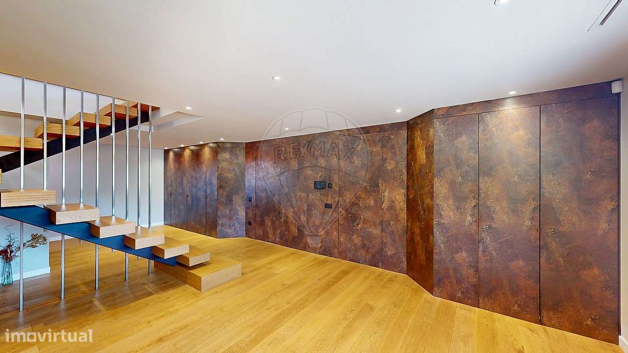 Moradia T4 para venda-5