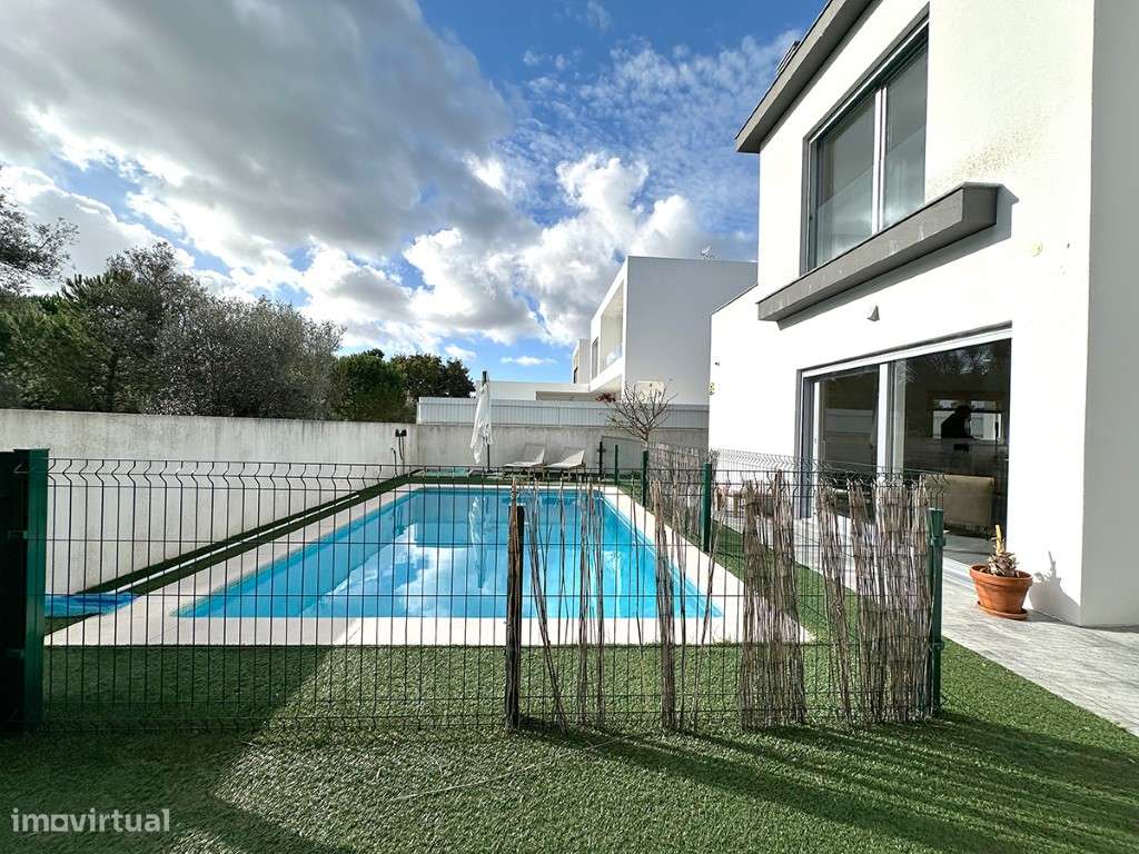 Moradia T4 a venda em Vila Nogueira de Azeitão - Grande imagem: 2/24