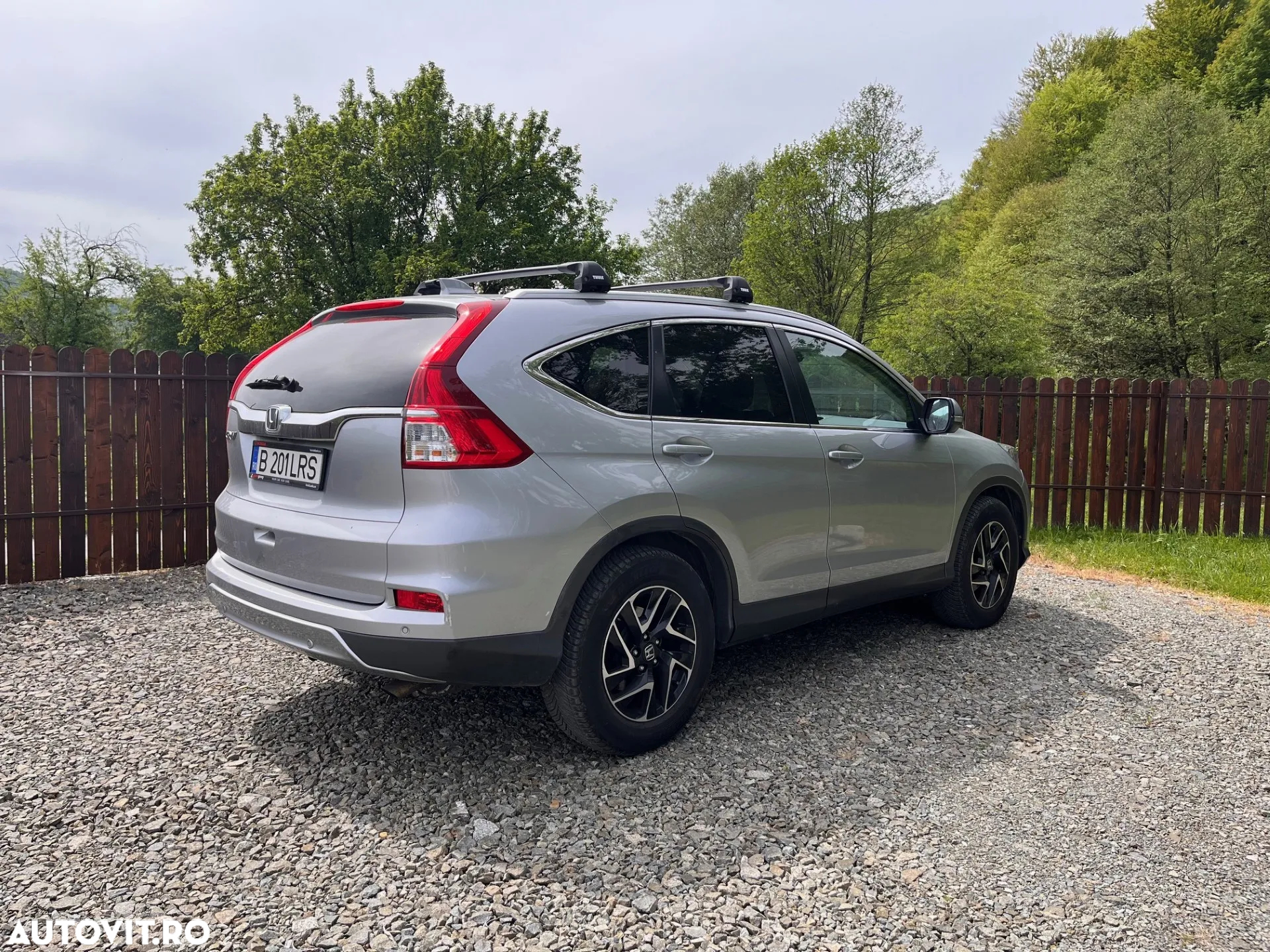 Honda CR-V 2.0 M/T Navi - 2