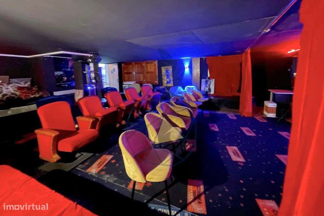 Maravilhosa vivenda T5 a venda em Balazar na Póvoa de Varzim - Grande imagem: 2/39