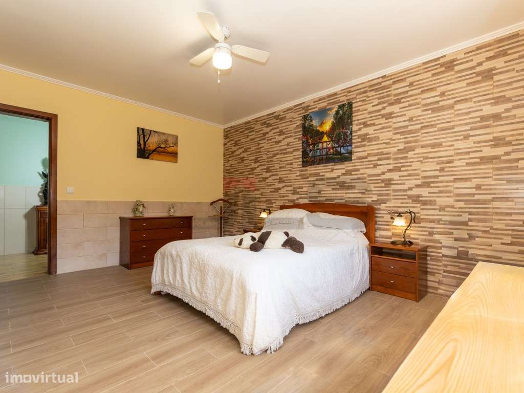 Moradia T3 Contemporânea com Grande Jardim em Rabo de Peixe , São M...-25