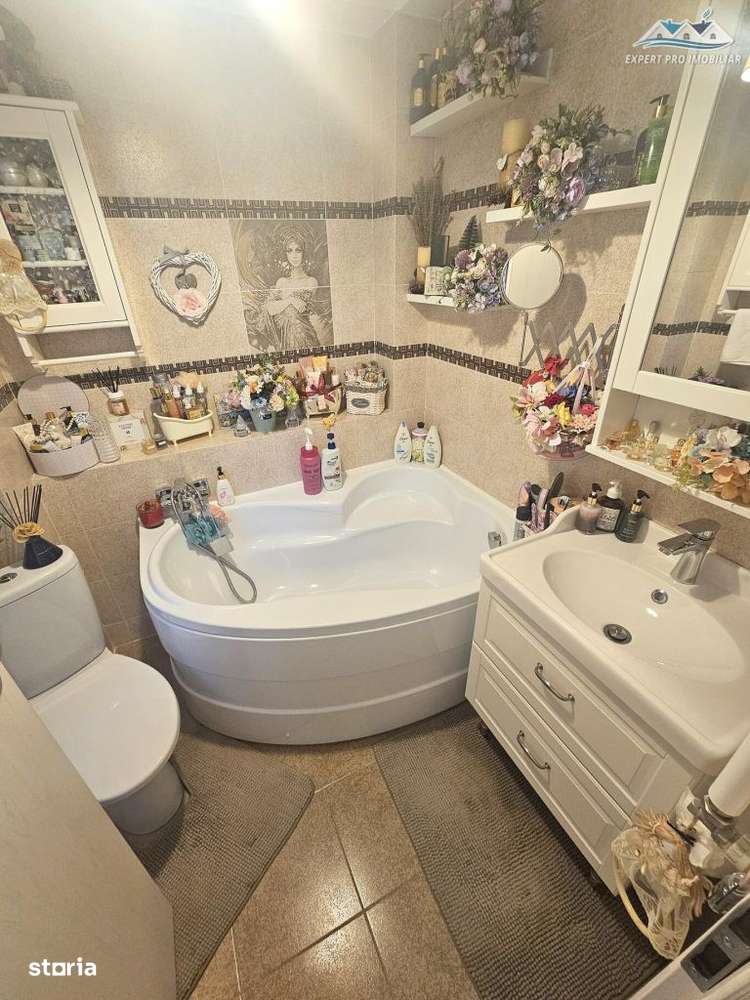 CHITILA MARMUREI 3Cam 3Bai Utilat Mobilat 121mp Terasa Parcare Merita-6