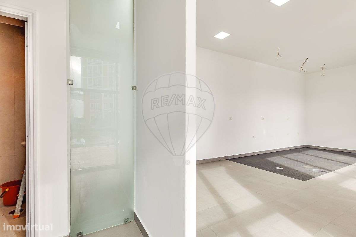 Loja  para arrendamento - Grande imagem: 5/13