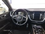 Volvo XC 60 2.0 T8 PHEV R-Design AWD - 3